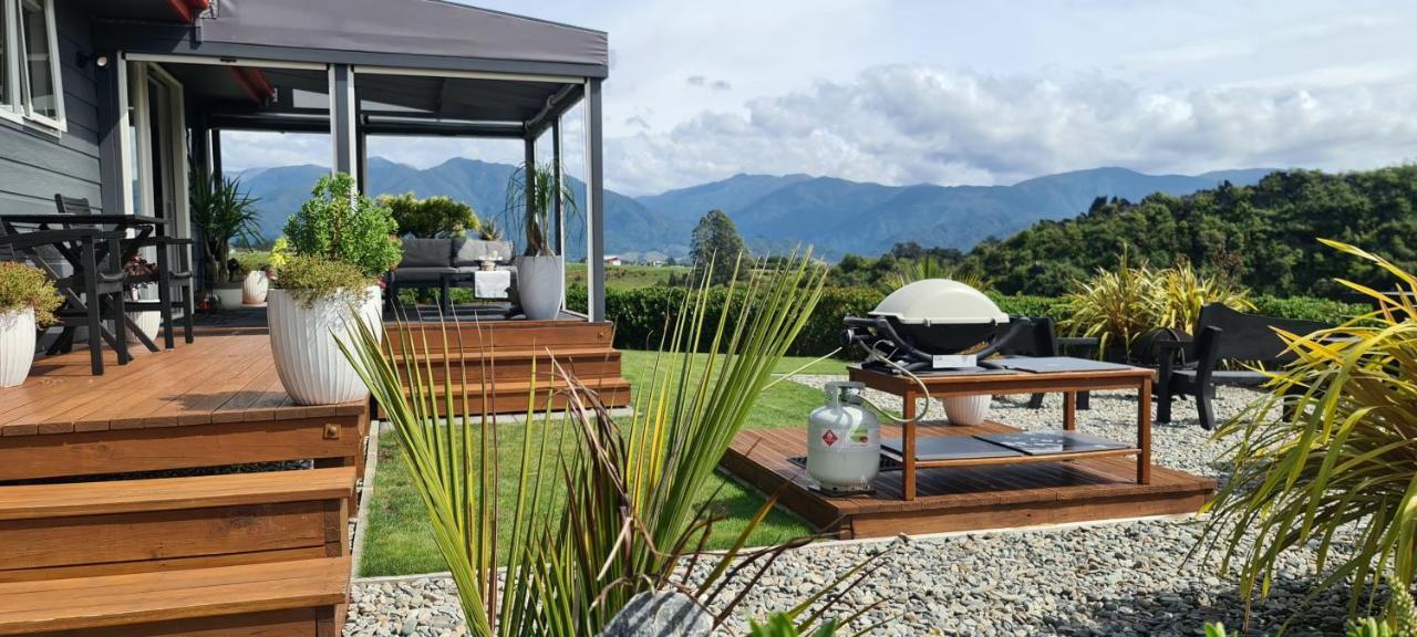 Rocky Ridge Cottage Takaka Exterior foto