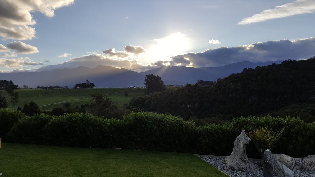 Rocky Ridge Cottage Takaka Exterior foto